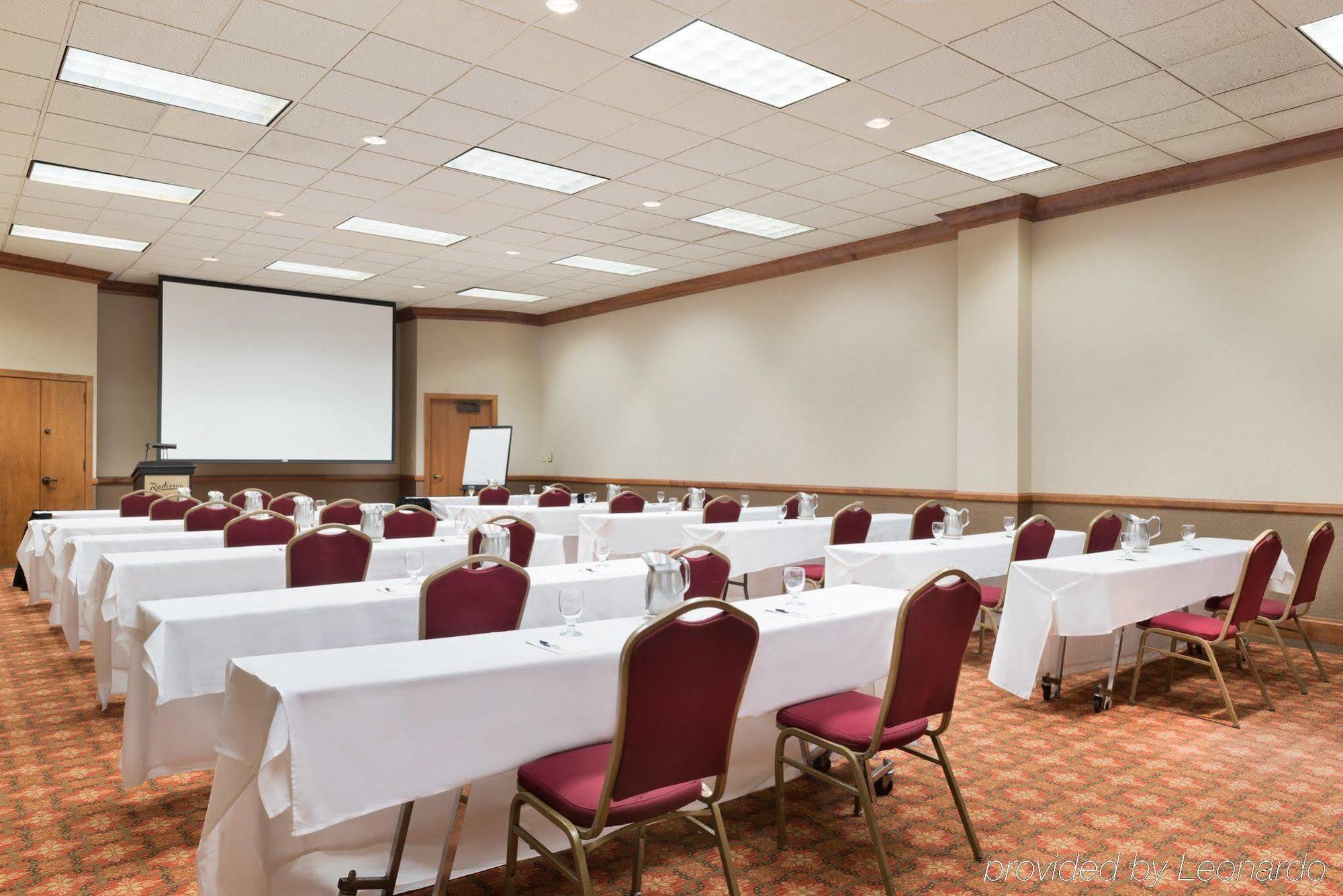 Hilton Appleton Paper Valley מראה חיצוני תמונה